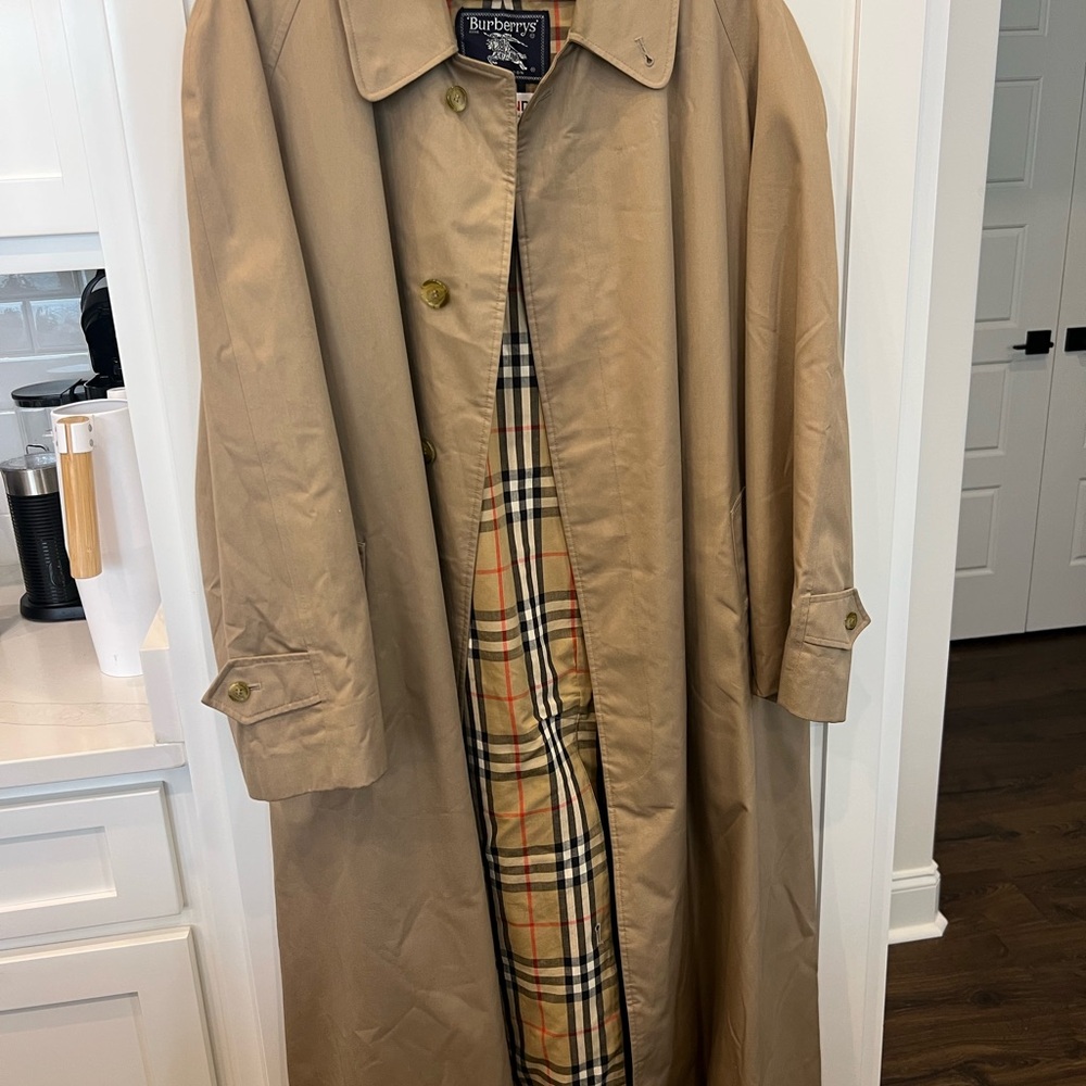 Vintage Burberry Beige Trench with Check Lining